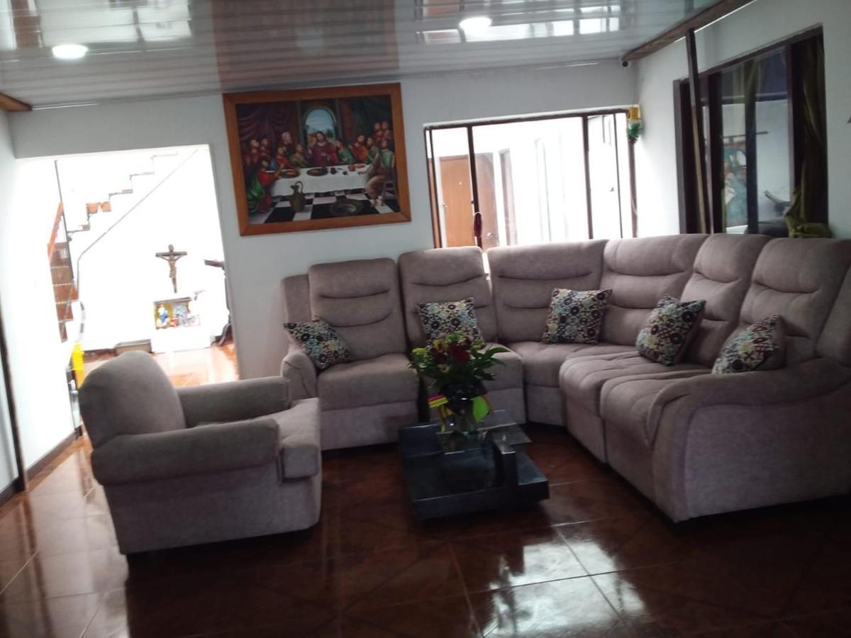 בוגוטה Habitacion Con Bano Privado Cerca Al Aeropuerto מראה חיצוני תמונה