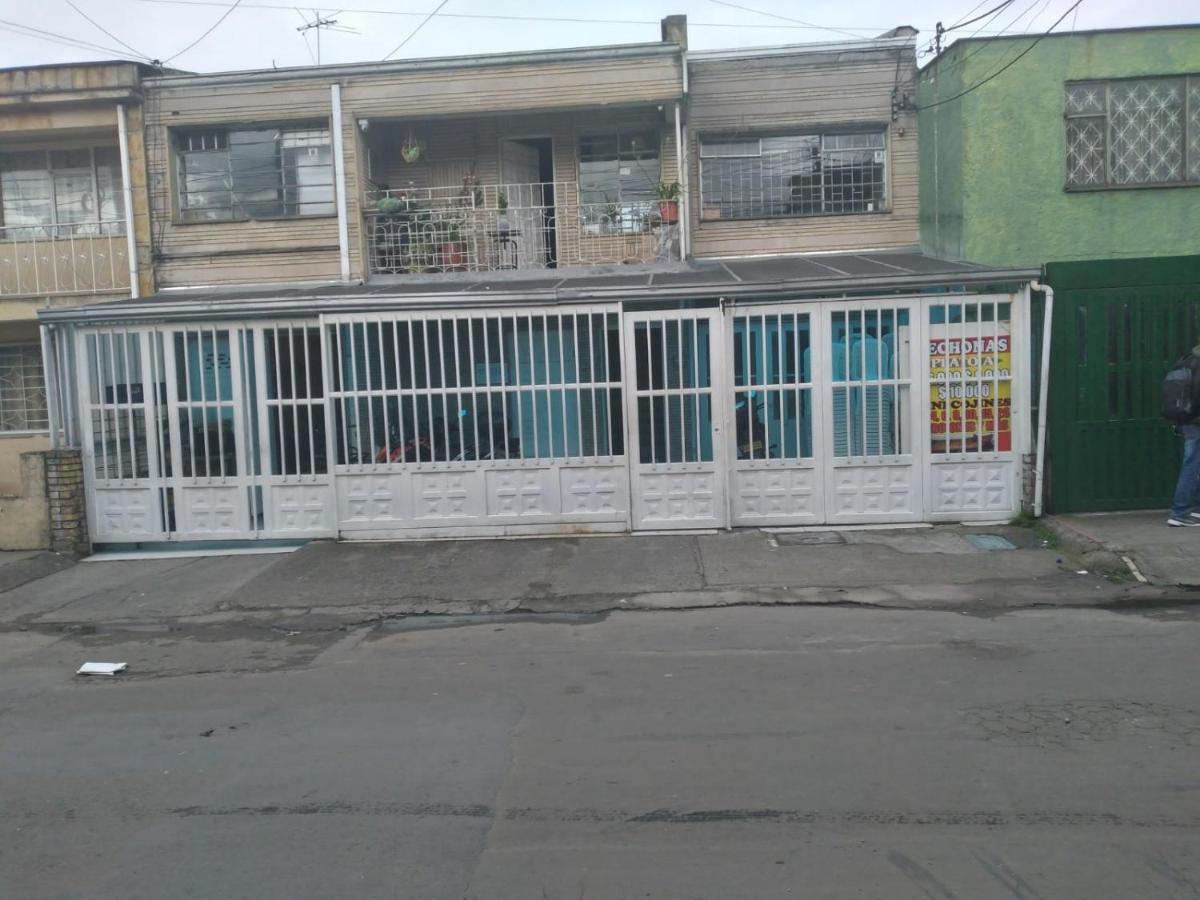 בוגוטה Habitacion Con Bano Privado Cerca Al Aeropuerto מראה חיצוני תמונה